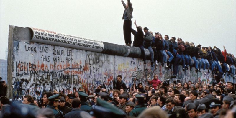 Berlin Wall and East Side Gallery
